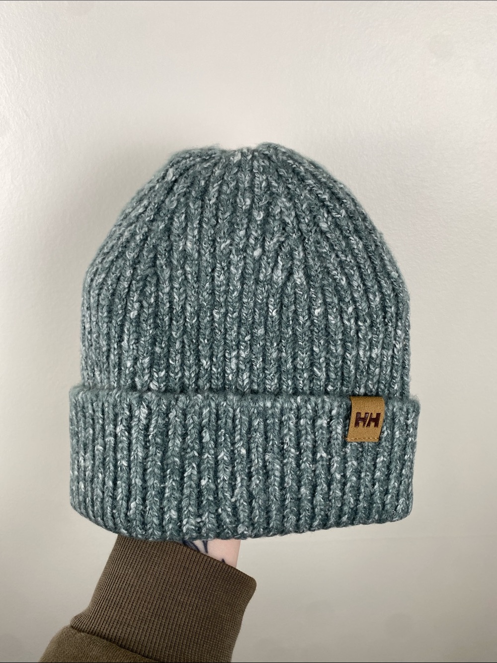 NWT Helly Hansen Unisex Cozy Beanie - Picture 2 of 6